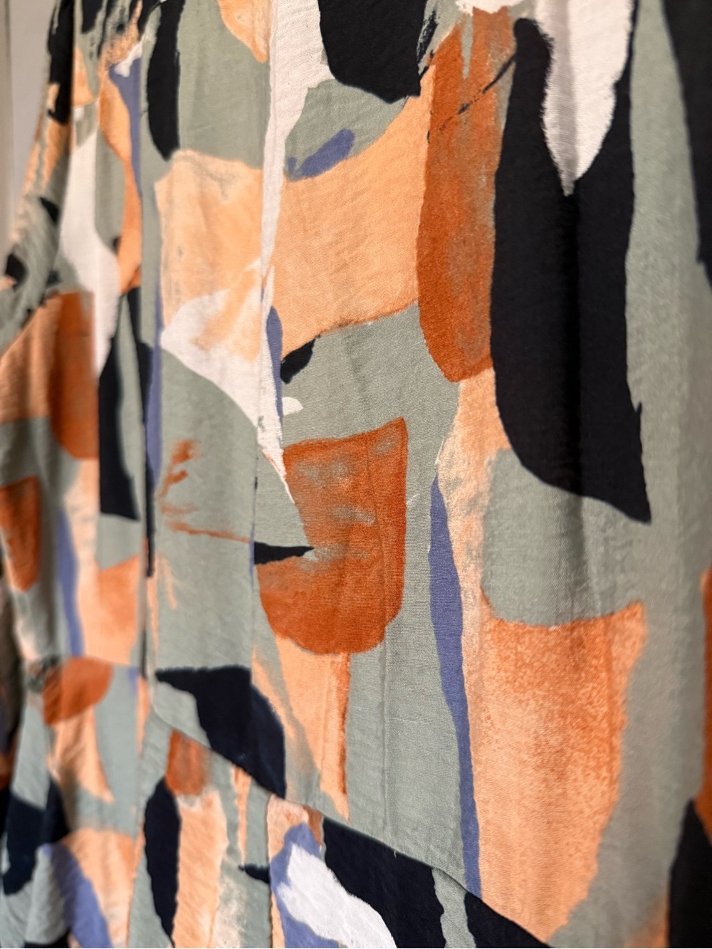 Nine West Abstract Button-Front Dress in Peach, Sage & Black - Picture 4 of 6